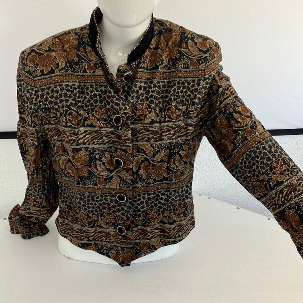 Jessica Howard patterned blazer